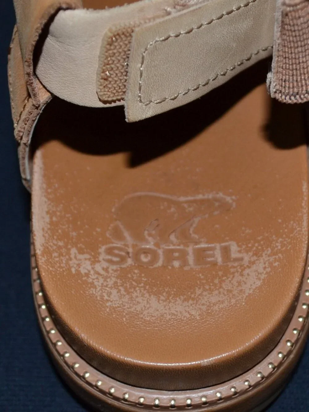 Sorel Roaming Criss Cross sandals